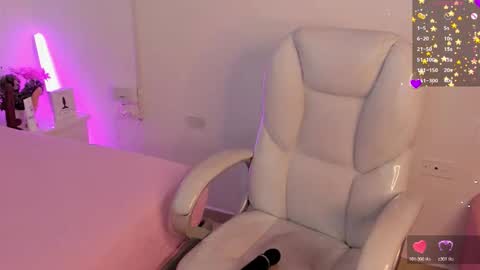 Snapshot of veronica3__ chatting on November 13, 2025, 5:06 am Vernica online show from November 13, 2025, 5:06 am