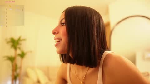 Snapshot of veronica_mendez1 chatting on December 28, 2024, 11:52 am Veronica online show from December 28, 2024, 11:52 am