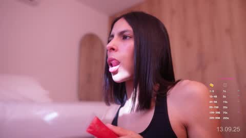 Snapshot of veronica_mendez1 chatting on September 13, 2025, 1:11 pm Veronica online show from September 13, 2025, 1:11 pm