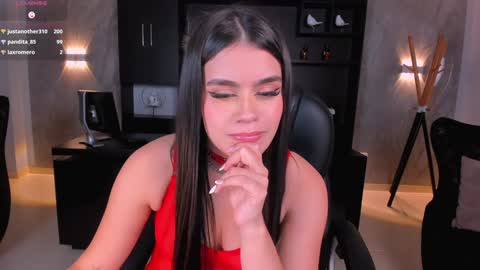 Snapshot of veronicacruz1 chatting on February 6, 2025, 6:51 am Vero online show from February 6, 2025, 6:51 am