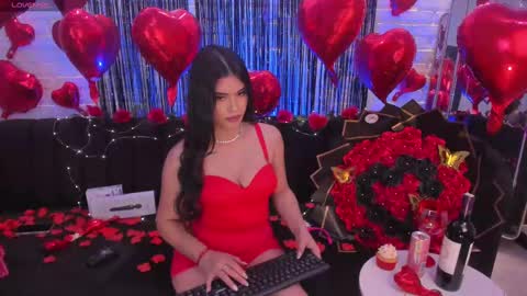 Snapshot of veronicacruz1 chatting on February 15, 2025, 5:30 am Vero online show from February 15, 2025, 5:30 am