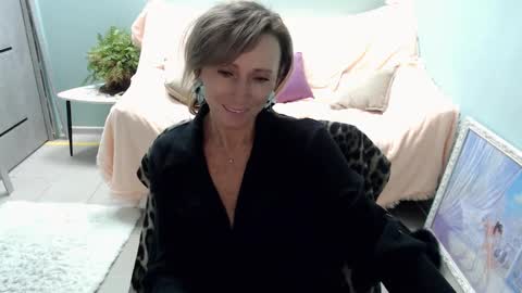 Helen online show from March 4, 2025, 11:51 am