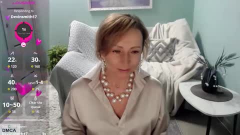 Helen online show from October 28, 2025, 6:06 am