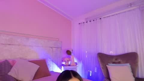 Vero  online show from January 21, 2025, 4:58 pm