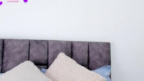 Snapshot of veronicatonu chatting on February 16, 2025, 2:43 pm VeronicaTonu online show from February 16, 2025, 2:43 pm