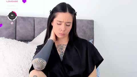 Snapshot of veronicatonu chatting on February 23, 2025, 6:56 pm VeronicaTonu online show from February 23, 2025, 6:56 pm