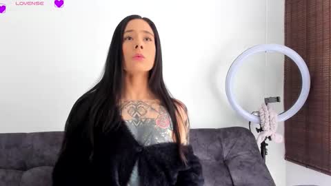 Snapshot of veronicatonu chatting on October 12, 2025, 3:00 pm VeronicaTonu online show from October 12, 2025, 3:00 pm