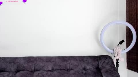 Snapshot of veronicatonu chatting on October 17, 2025, 3:14 pm VeronicaTonu online show from October 17, 2025, 3:14 pm