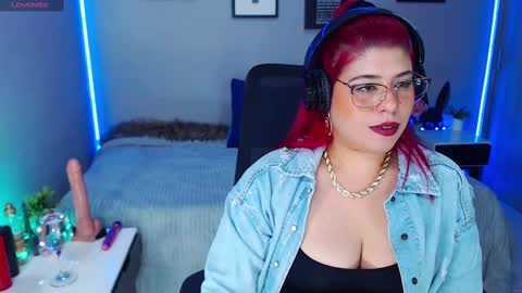 Snapshot of veronika_metalstar chatting on December 2, 2024, 4:20 pm Miss Veronika online show from December 2, 2024, 4:20 pm