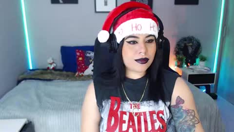 Snapshot of veronika_metalstar chatting on December 21, 2024, 4:09 am Miss Veronika online show from December 21, 2024, 4:09 am