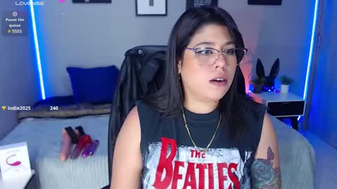 Snapshot of veronika_metalstar chatting on January 13, 2025, 10:24 pm Miss Veronika online show from January 13, 2025, 10:24 pm