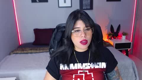 Snapshot of veronika_metalstar chatting on January 30, 2025, 5:06 pm Miss Veronika online show from January 30, 2025, 5:06 pm