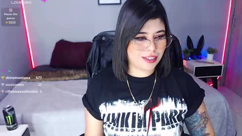 Snapshot of veronika_metalstar chatting on February 15, 2025, 2:11 pm Miss Veronika online show from February 15, 2025, 2:11 pm