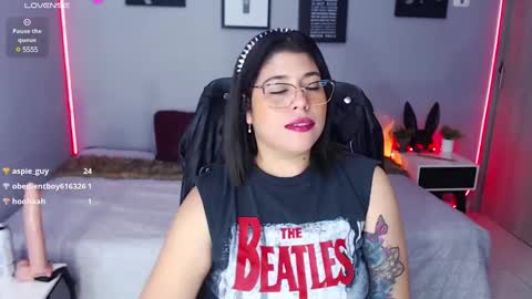 Snapshot of veronika_metalstar chatting on March 5, 2025, 3:18 pm Miss Veronika online show from March 5, 2025, 3:18 pm