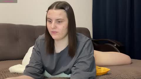 Snapshot of vertuliana chatting on October 3, 2025, 7:00 pm Karina followed me bb online show from October 3, 2025, 7:00 pm