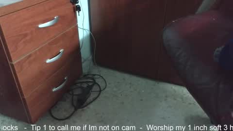 Erik online show from November 24, 2025, 7:41 am