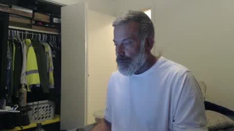 Snapshot of veryveryhairmanindenver chatting on January 27, 2025, 12:54 am hairy man online show from January 27, 2025, 12:54 am