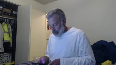 Snapshot of veryveryhairmanindenver chatting on February 5, 2025, 12:53 am hairy man online show from February 5, 2025, 12:53 am
