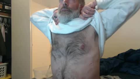 Snapshot of veryveryhairmanindenver chatting on February 21, 2025, 1:00 am hairy man online show from February 21, 2025, 1:00 am