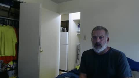 Snapshot of veryveryhairmanindenver chatting on September 10, 2025, 11:49 pm hairy man online show from September 10, 2025, 11:49 pm