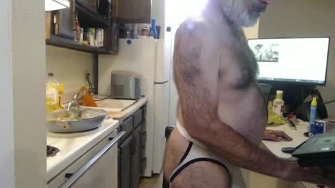 Snapshot of veryveryhairmanindenver chatting on September 17, 2025, 12:23 am hairy man online show from September 17, 2025, 12:23 am
