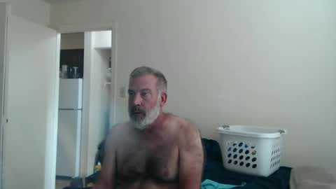 Snapshot of veryveryhairmanindenver chatting on October 4, 2025, 9:57 pm hairy man online show from October 4, 2025, 9:57 pm