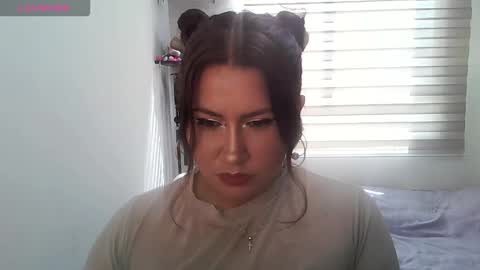 Snapshot of vesper_vixen chatting on September 26, 2025, 1:48 pm Vesper Vixen online show from September 26, 2025, 1:48 pm