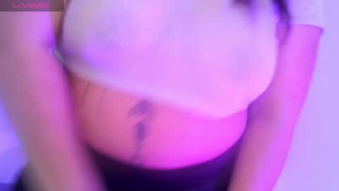 Snapshot of vesper_vixen chatting on December 15, 2025, 3:38 pm Vesper Vixen online show from December 15, 2025, 3:38 pm