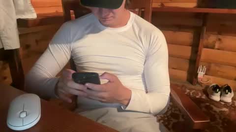 Snapshot of vexelgain chatting on September 27, 2025, 1:54 am HendasWerout online show from September 27, 2025, 1:54 am