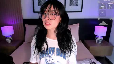 Snapshot of vi_anaya chatting on December 2, 2025, 12:10 pm Anaya online show from December 2, 2025, 12:10 pm