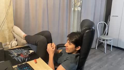 vialeras online show from November 27, 2025, 2:24 am