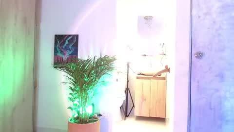 Snapshot of vicky_crazy chatting on February 2, 2025, 11:53 pm Vicky online show from February 2, 2025, 11:53 pm