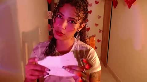 Snapshot of vicky_crazy chatting on February 21, 2025, 1:33 am Vicky online show from February 21, 2025, 1:33 am