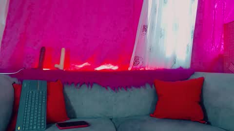 vicky_gill_ online show from November 27, 2025, 5:04 pm