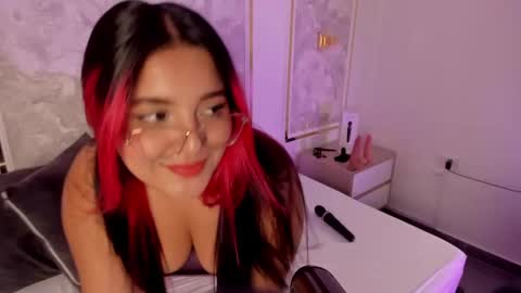 Snapshot of victoria18x chatting on September 24, 2025, 7:06 pm Victoria online show from September 24, 2025, 7:06 pm