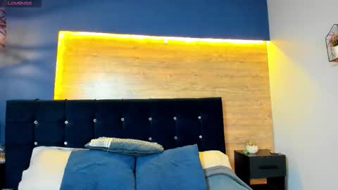 Victoria online show from November 16, 2025, 8:25 pm