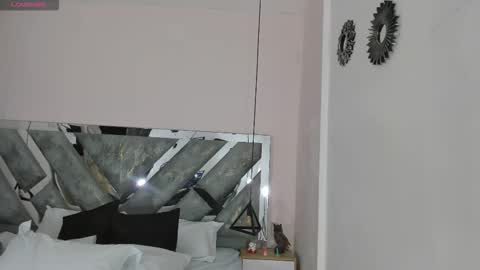 valentina online show from December 4, 2025, 10:13 am