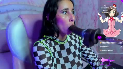 Victoria Houston  online show from February 22, 2025, 10:20 pm