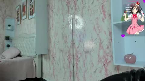 Victoria Houston  online show from March 4, 2025, 7:32 pm