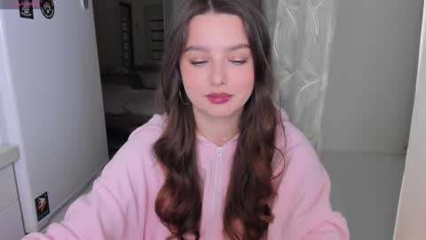 Snapshot of victoria_karma chatting on February 14, 2025, 3:05 pm online show from February 14, 2025, 3:05 pm