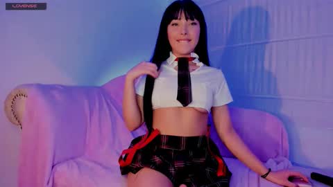 Snapshot of victoria_laurent chatting on October 23, 2025, 6:28 pm Victoria Laurent online show from October 23, 2025, 6:28 pm