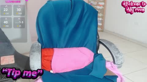 Snapshot of victoria_miler chatting on December 5, 2024, 12:41 am VICKY online show from December 5, 2024, 12:41 am