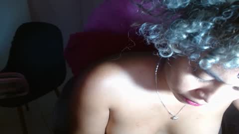 Snapshot of victoria_miler chatting on December 13, 2024, 8:15 pm VICKY online show from December 13, 2024, 8:15 pm