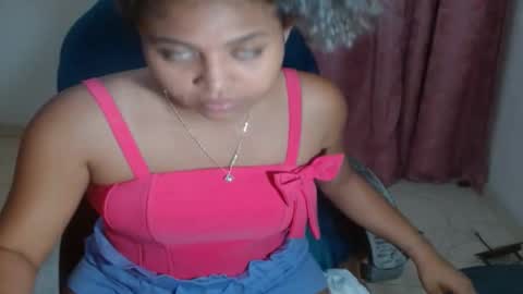 Snapshot of victoria_miler chatting on February 12, 2025, 3:07 am VICKY online show from February 12, 2025, 3:07 am