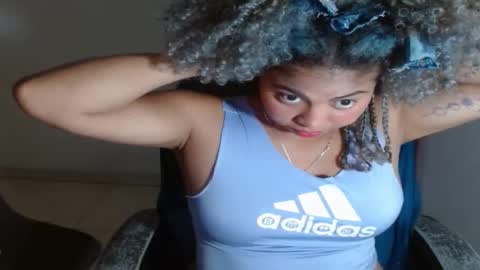 Snapshot of victoria_miler chatting on February 13, 2025, 9:49 pm VICKY online show from February 13, 2025, 9:49 pm