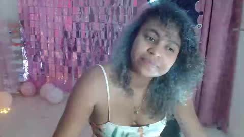 Snapshot of victoria_miler chatting on February 15, 2025, 10:21 pm VICKY online show from February 15, 2025, 10:21 pm