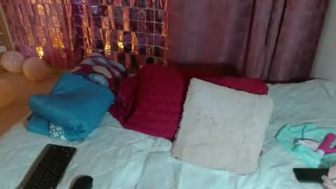 Snapshot of victoria_miler chatting on February 23, 2025, 2:07 am VICKY online show from February 23, 2025, 2:07 am