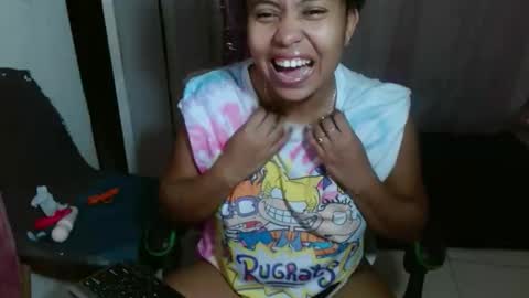 Snapshot of victoria_miler chatting on November 25, 2025, 9:26 pm VICKY online show from November 25, 2025, 9:26 pm