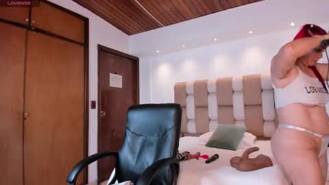 Snapshot of victoria_mooree chatting on November 3, 2025, 11:44 am Victoria Everyday From 1400 to 2130 Col Time online show from November 3, 2025, 11:44 am