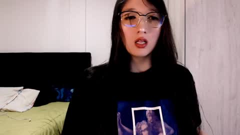 Victoria online show from January 7, 2025, 10:08 pm